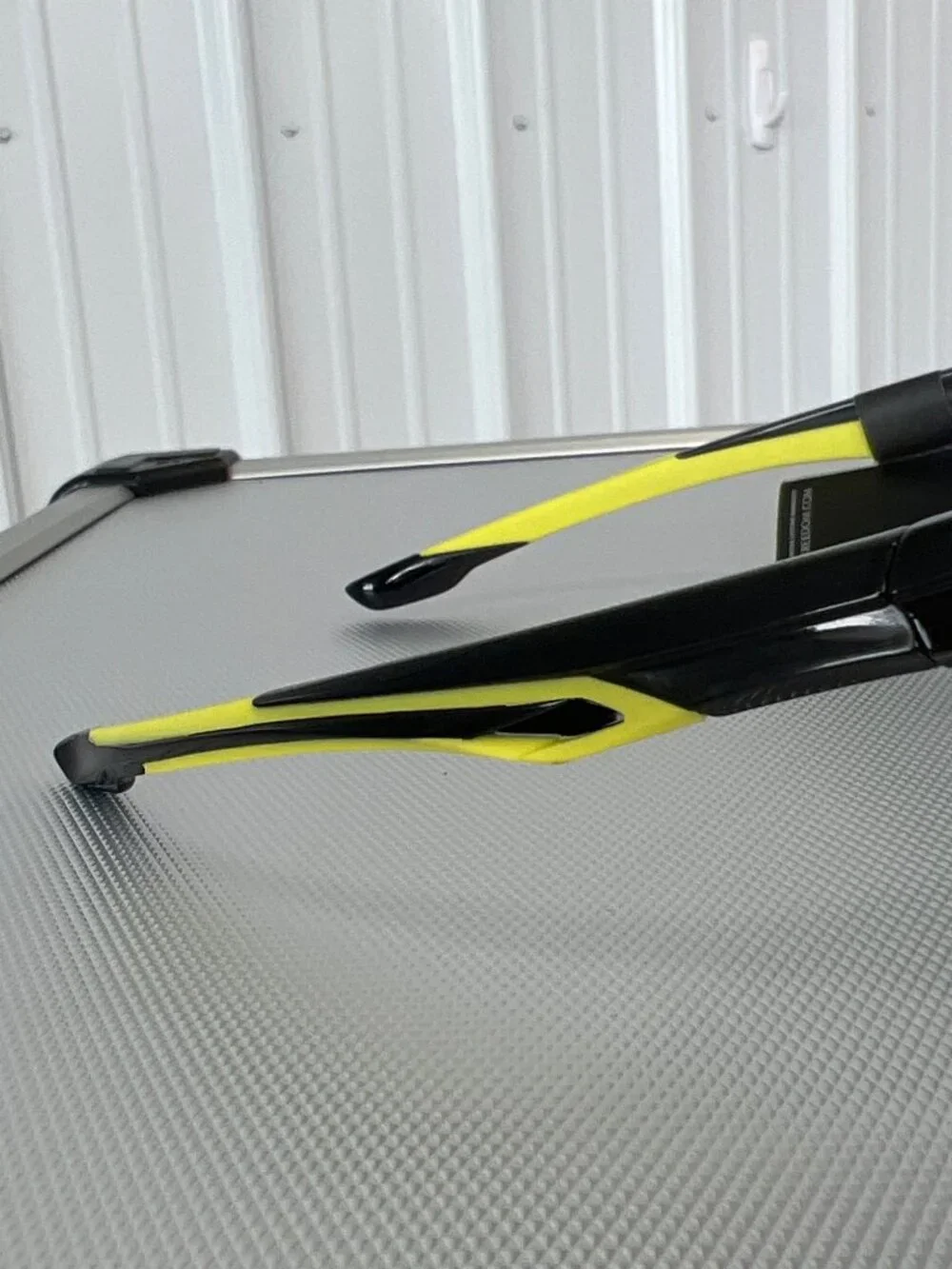 Kreedom Polarized Sports Sunglasses UV Protection Yellow Black Frame Cycling NEW